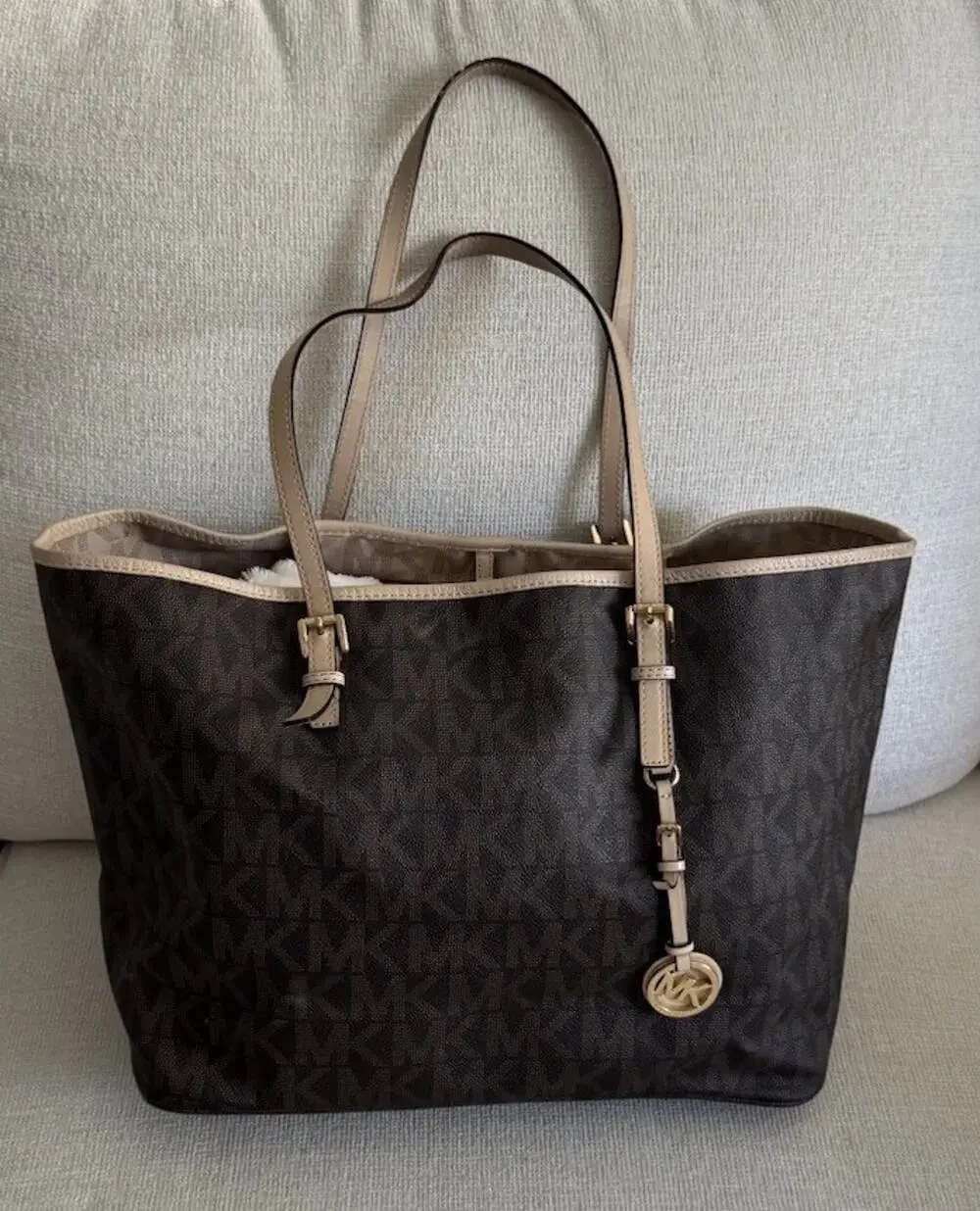 ⁠Michael Kors Tote Bag Brown Signature Monogram Large Purse Gold Charm Jet Set